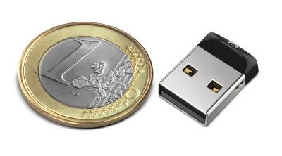 Pen Drive 8GB SanDisk Cruzer Fit com senha Secure Access SDCZ33
